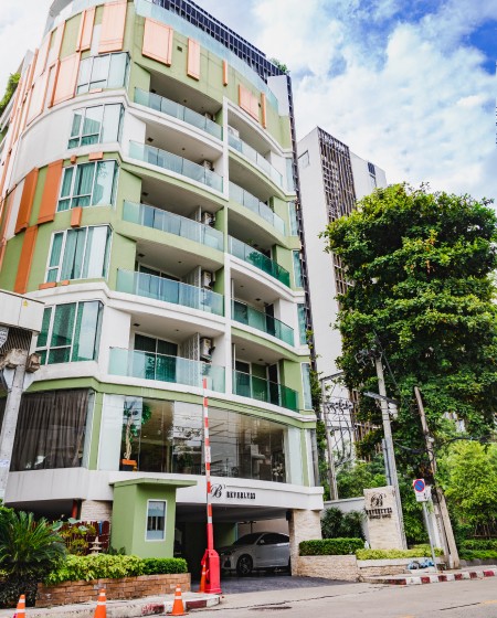 Beverly 33 Serviced Suites in Sukhumvit 33 Bangkok